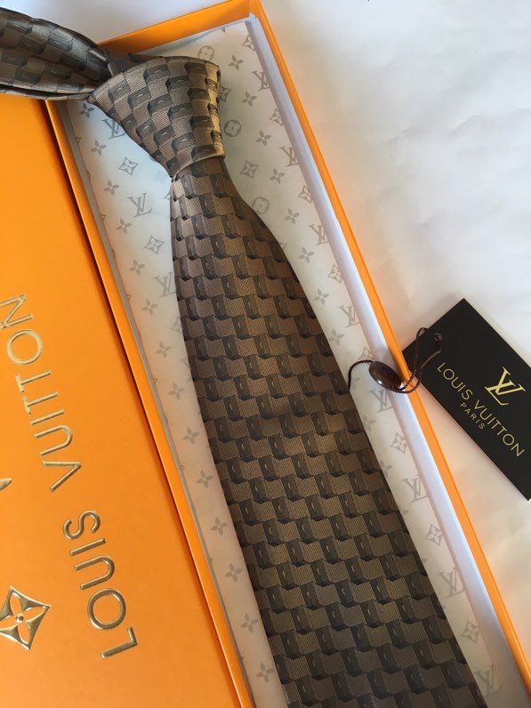 LV Tie hm23